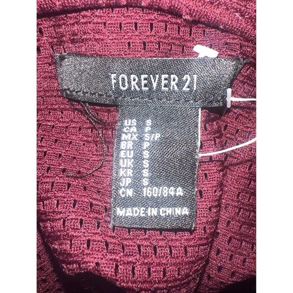 Forever 21 Burgundy Mesh Jersey Crop Top Hoodie Short Sleeve V-Neck Small - Picture 6 of 6